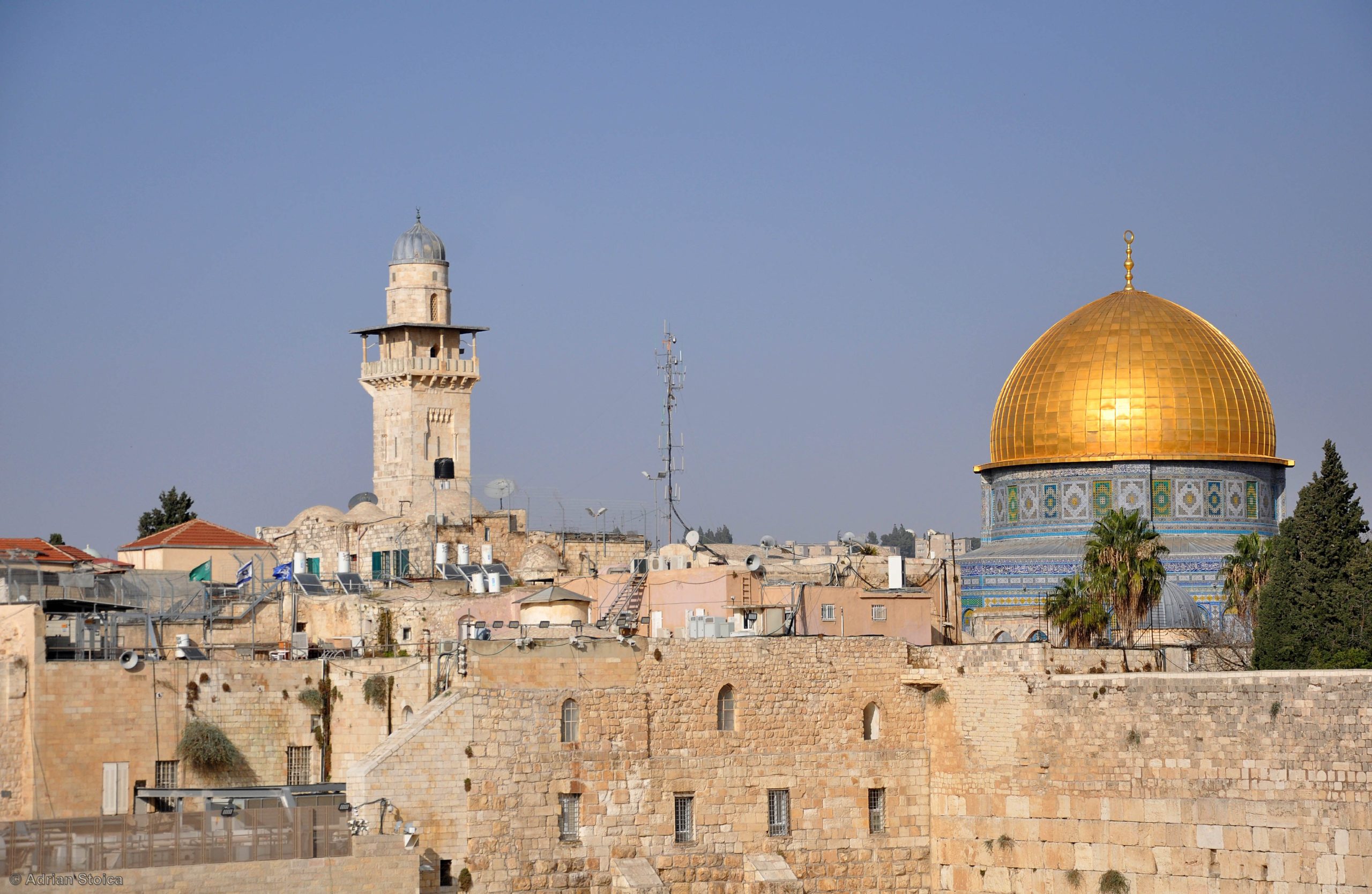 Războiul ajunge lângă Sfântul Mormânt: fragmente de rachetă cad în Orașul Vechi al Ierusalimului