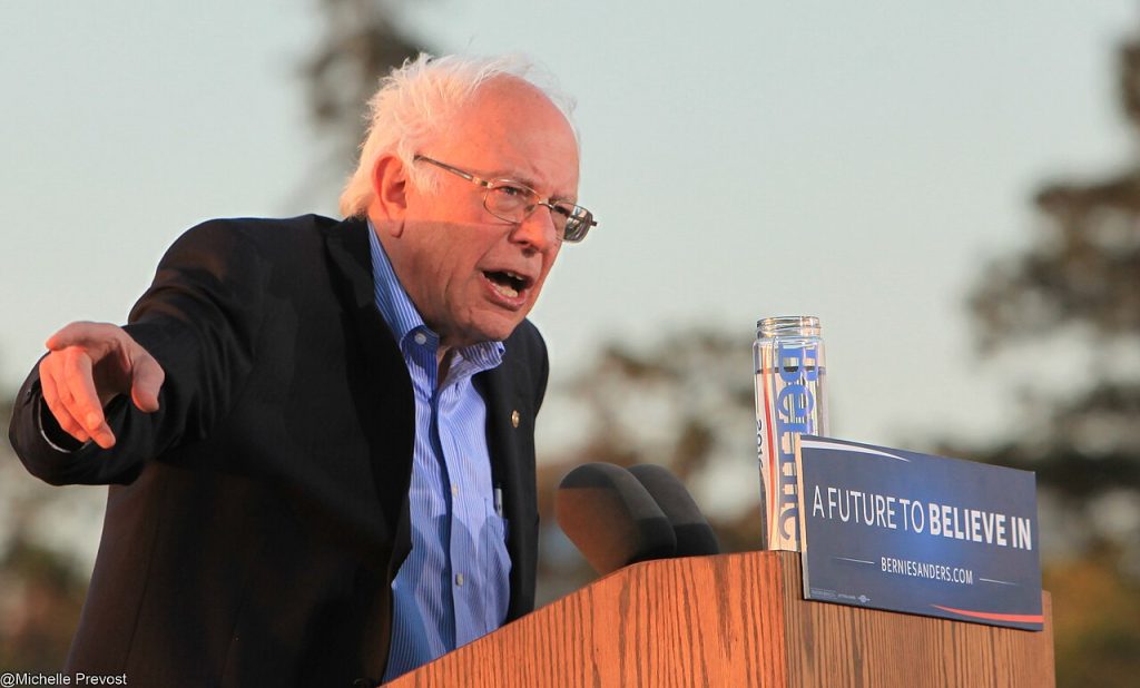 Sanders propune o taxă de 50% pe acțiunile marilor companii AI, în beneficiul populației