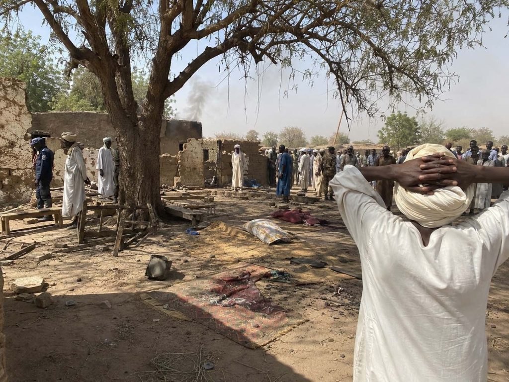 Atac cu drone în Darfur: cel puțin 35 de morți la o instanță tradițională